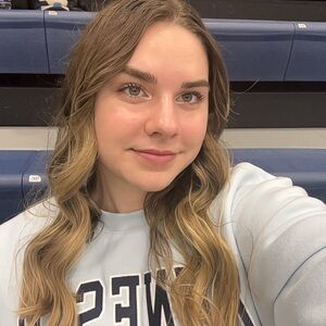 Meet your Posher, Caralyn